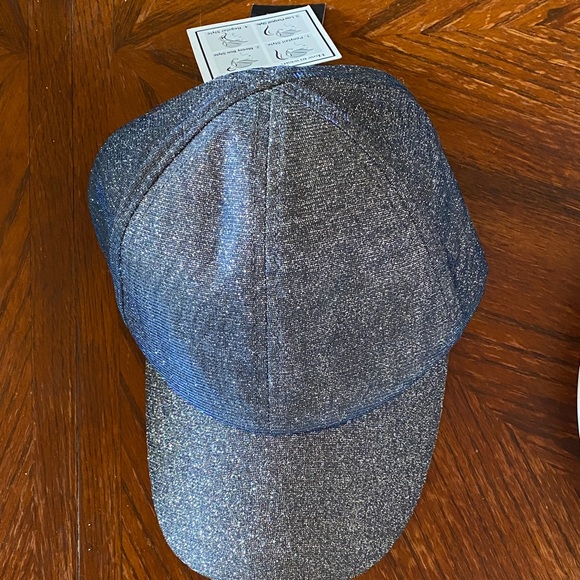 NWT CC🔥Stylish Blue Sparkle Cap - Picture 2 of 4